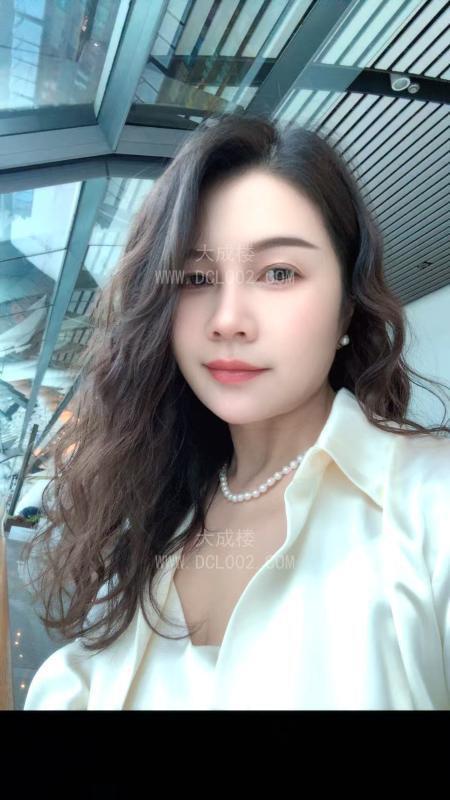 青秀轻熟女静引