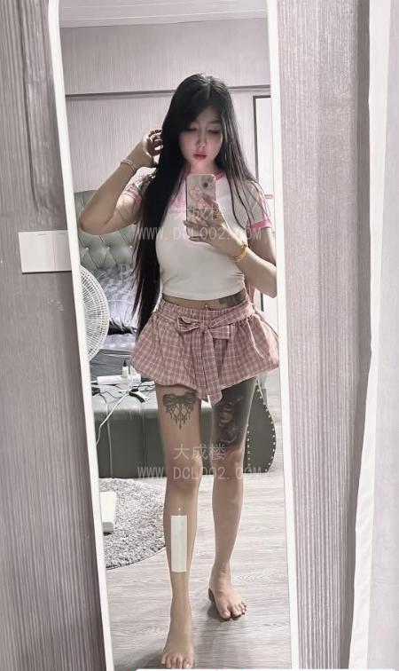 西湖不放假丰满美女