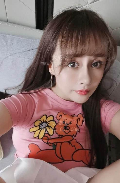 武侯大胸敏感御姐