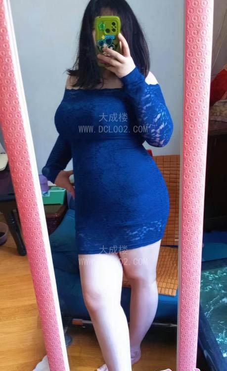 蜀山白皙有肉感的萍萍