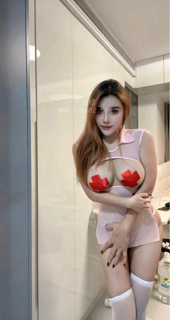 徐汇混血巨乳尤物