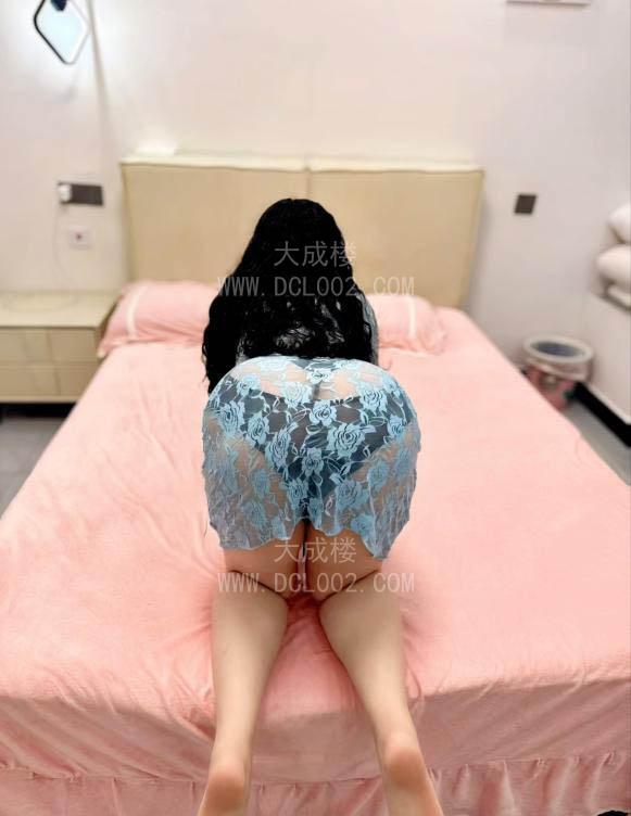 滨江肥臀骚货春节不休