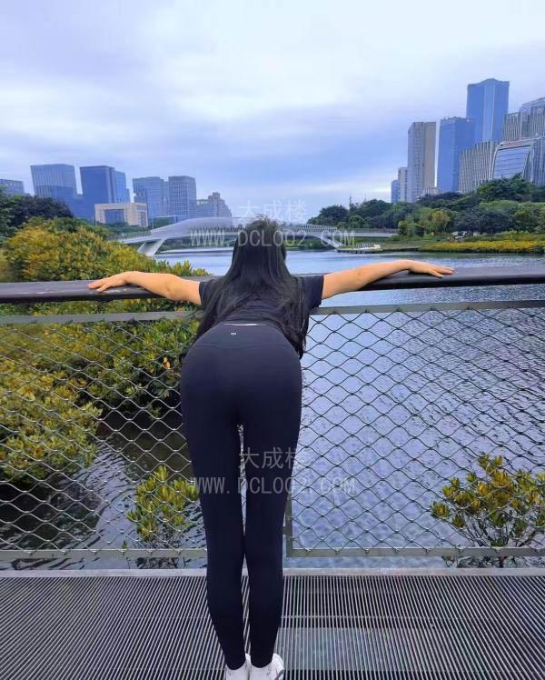 南山肉丝美臀娇娘