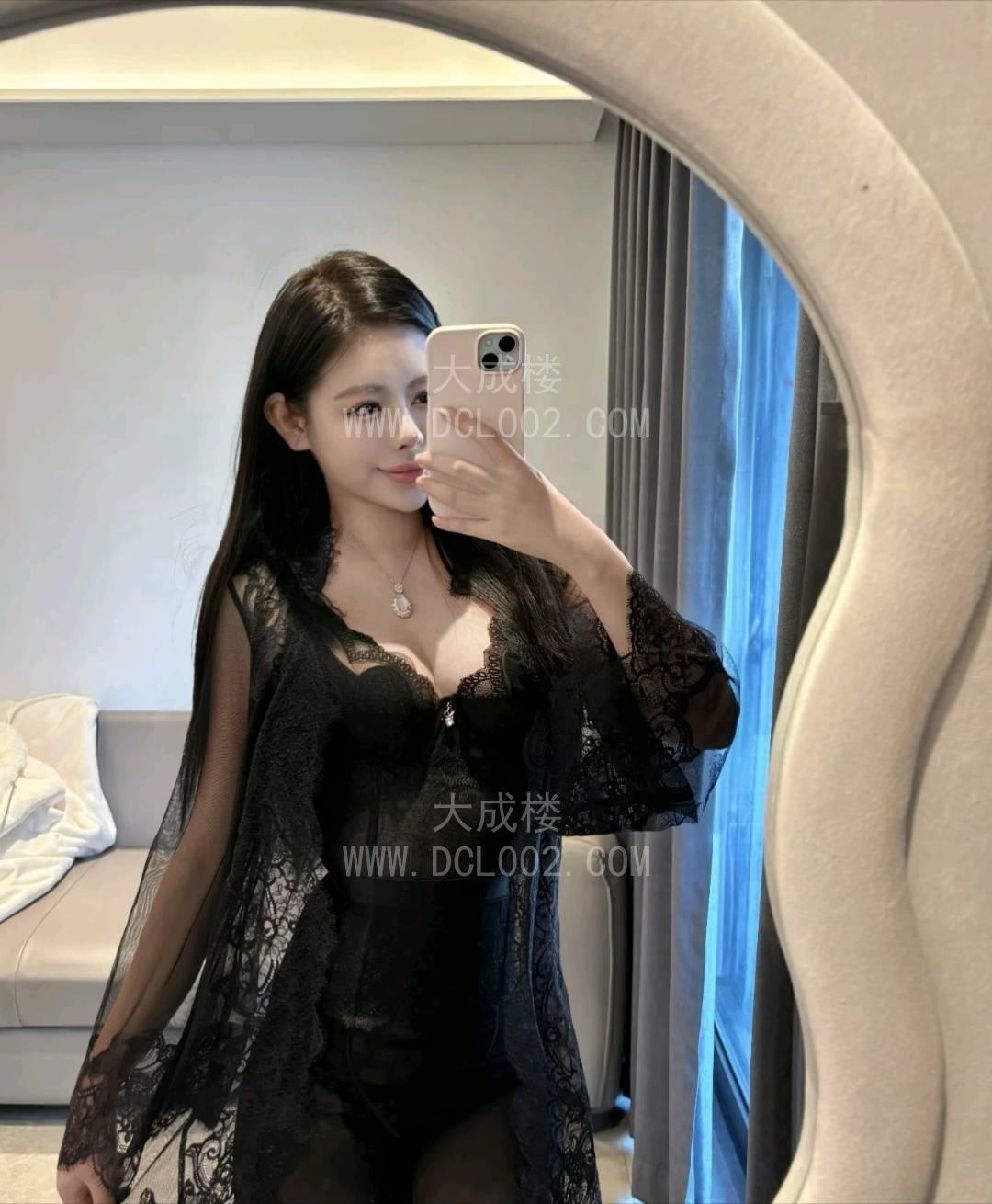 重庆巨乳学生赚外快