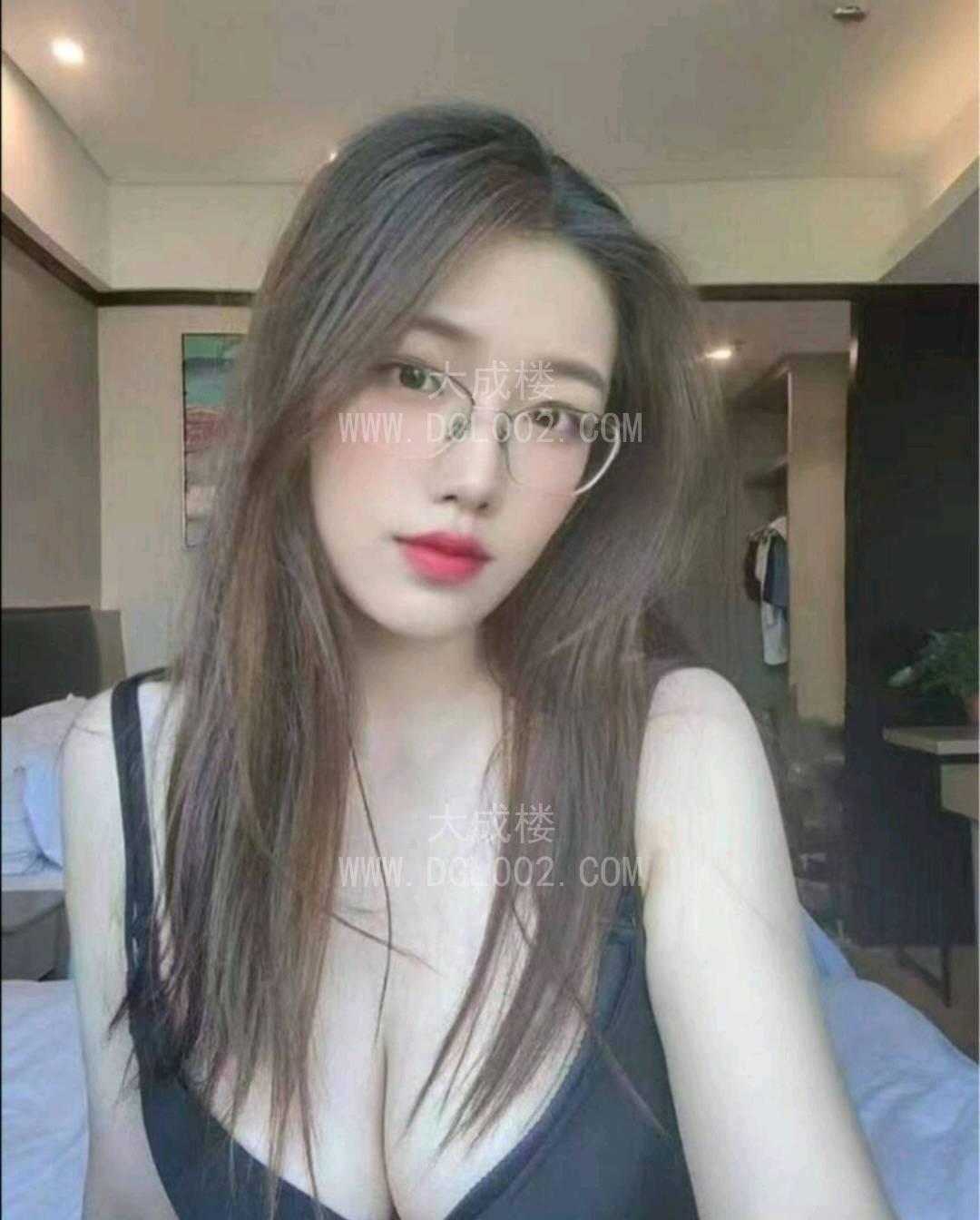 南京肤白撩人颜值小姐姐