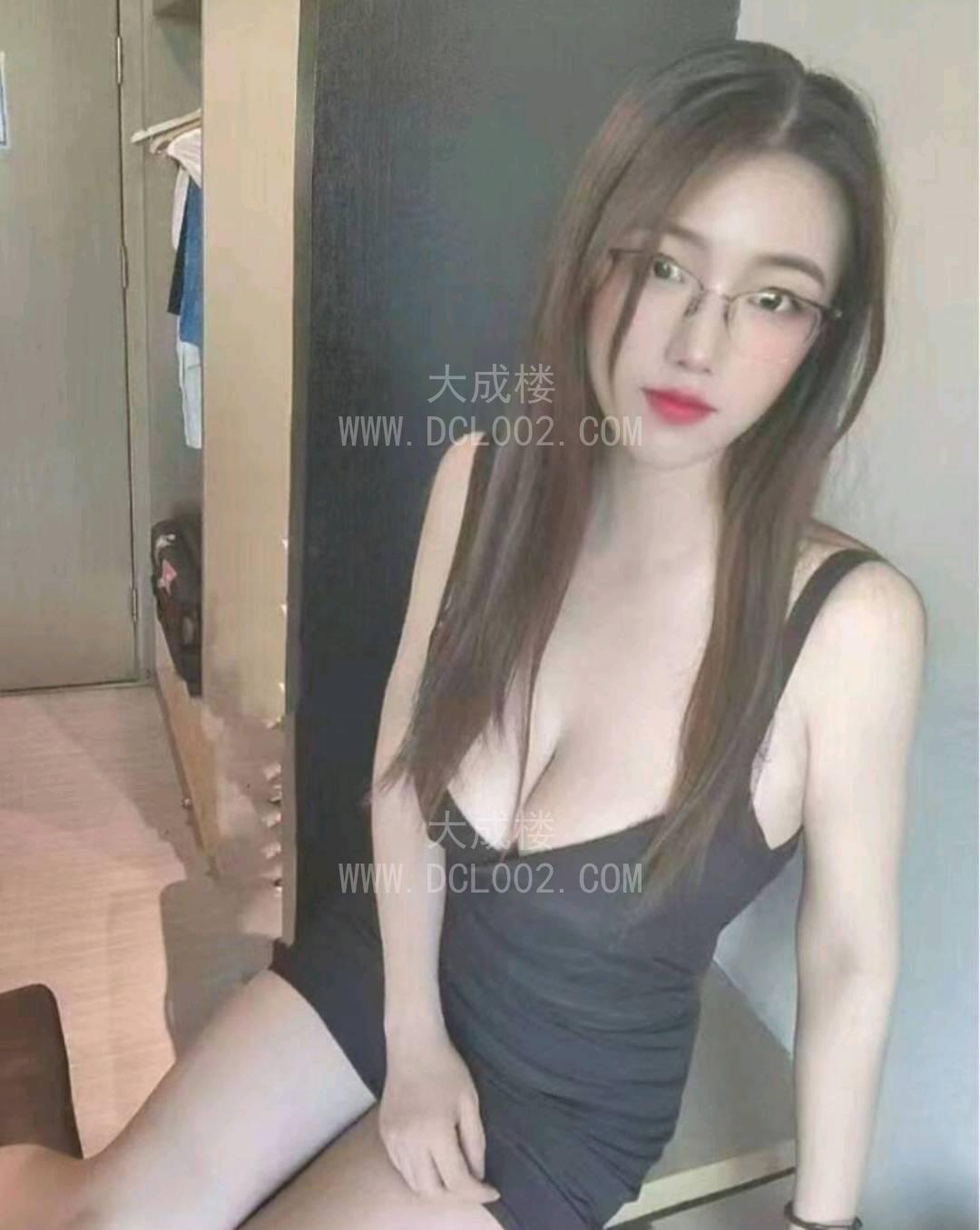 南京肤白撩人颜值小姐姐