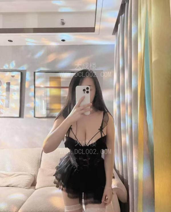 成都天府二街大胸晴晴