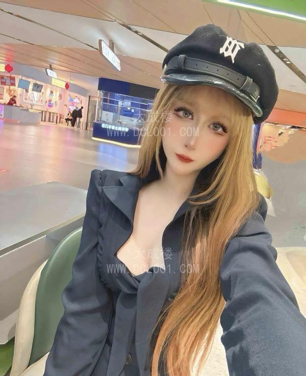 天津童颜巨乳欧美风