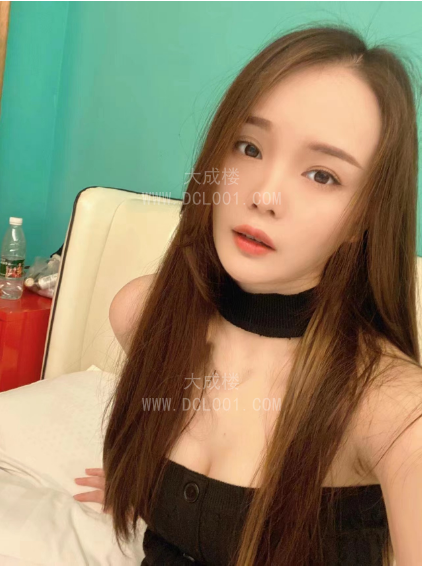 南海万科金色领域杨慕