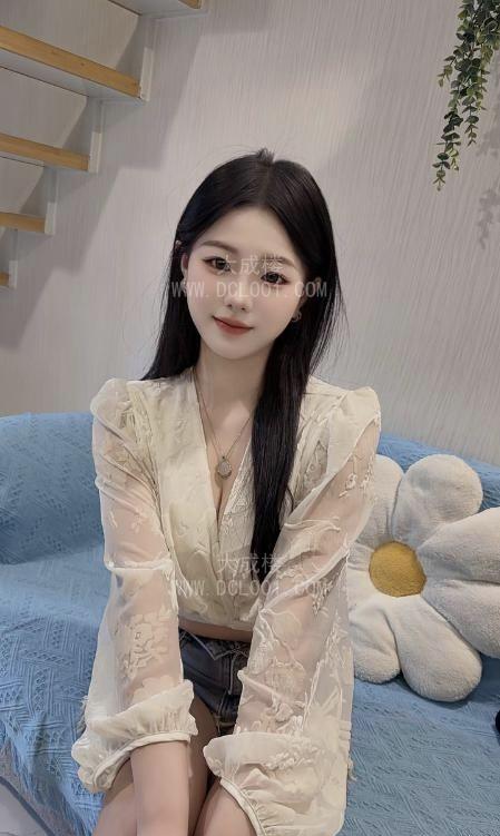 福田清纯颜值皮肤白嫩玫瑰