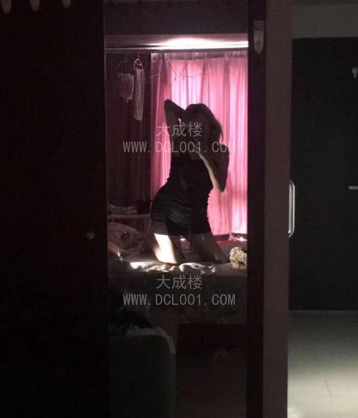 朝阳n刷巨乳肥臀小美女