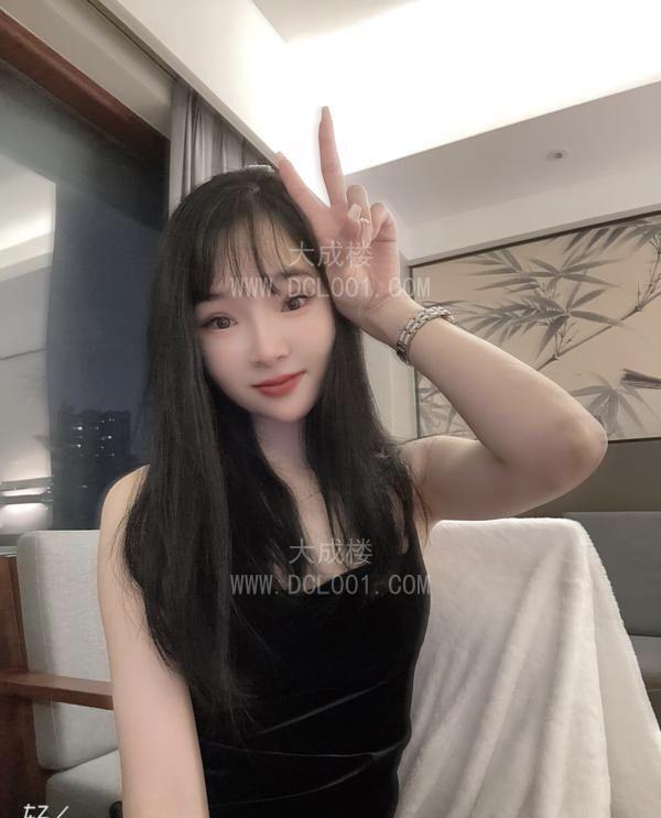 佛山颜值在线的小姐姐