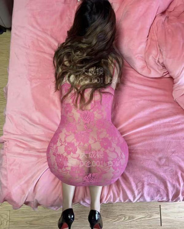 制服性感黑丝骚妇