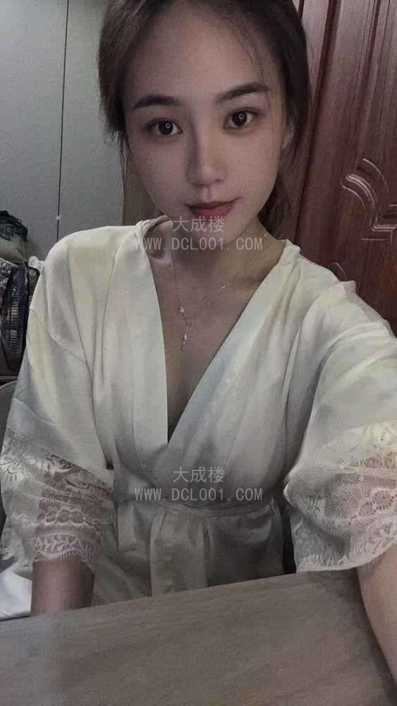 春节上班大美女小七