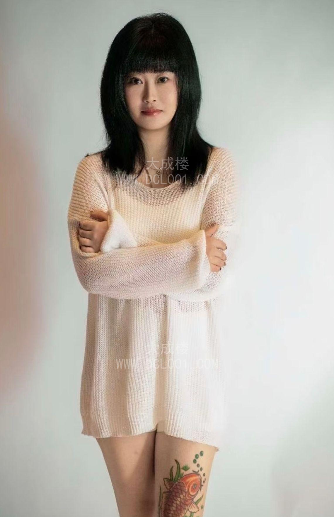 自带教室巨乳少妇白兰地