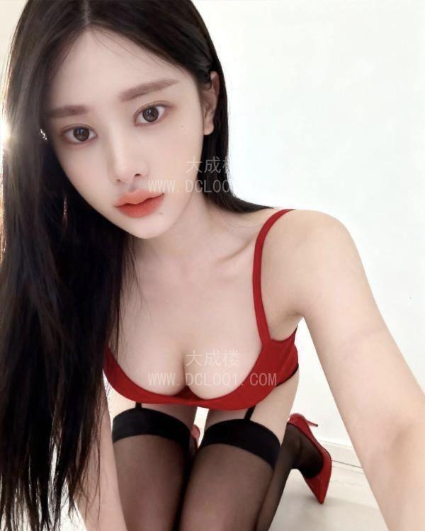 南山身材好美女诺诺