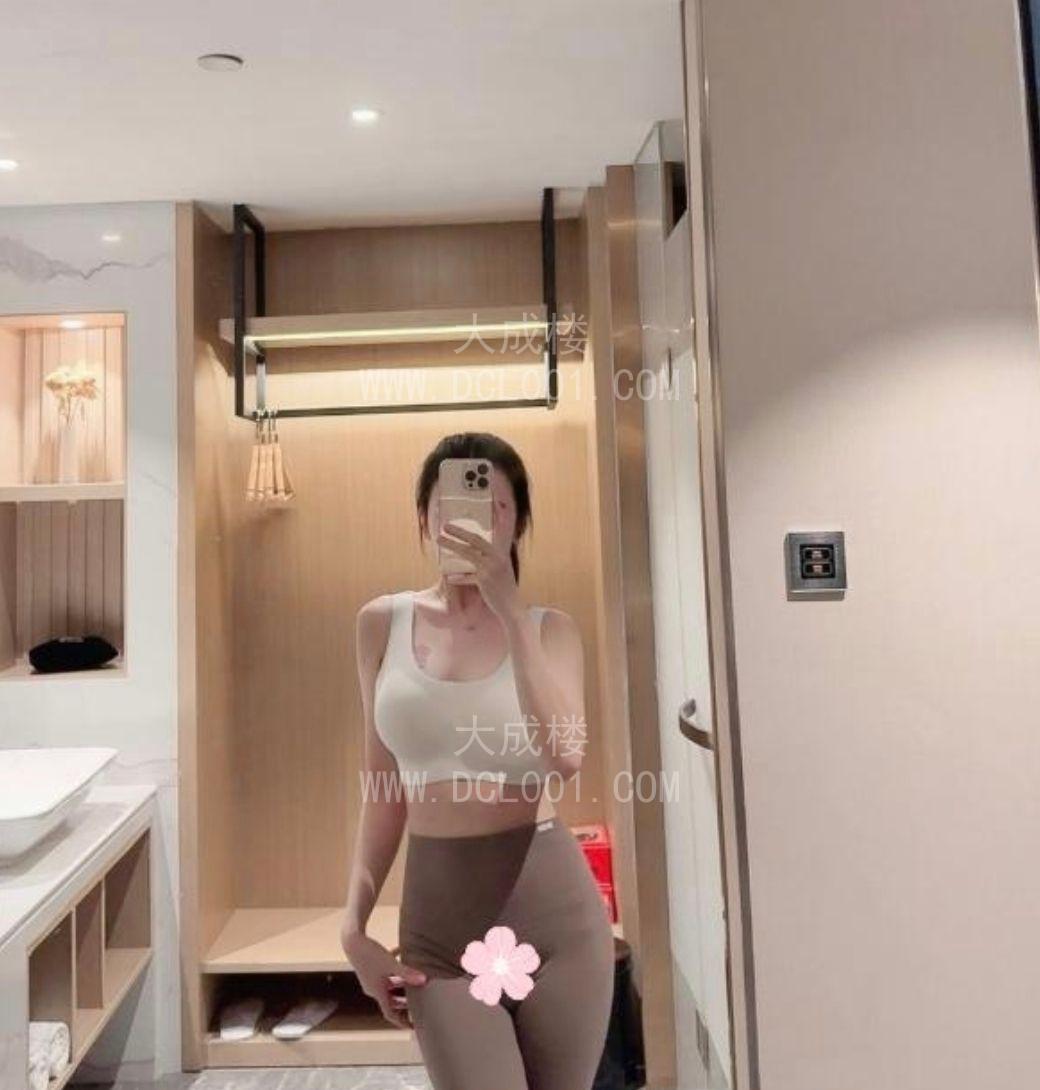 宝安年轻身材好