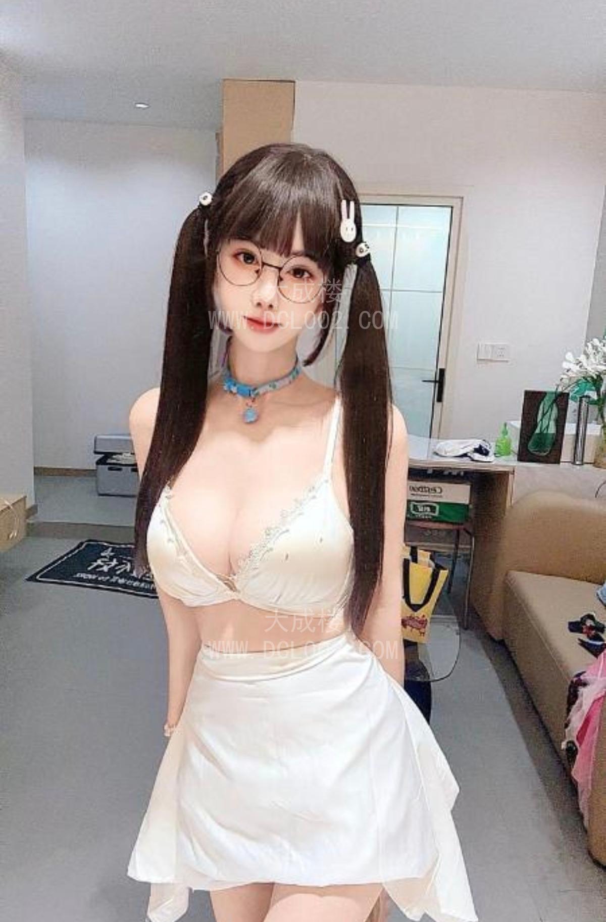 静安白虎幻兽过年不打烊