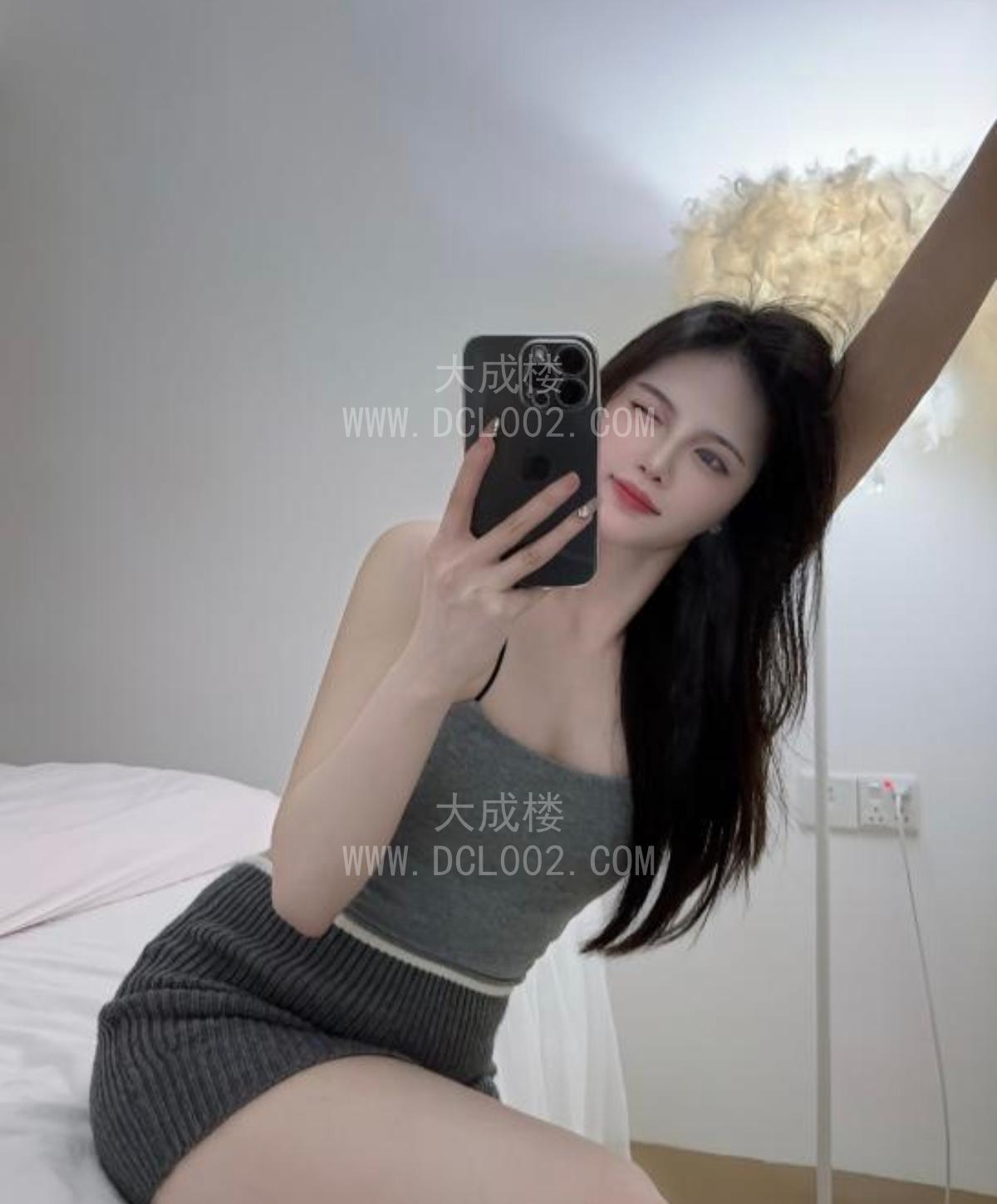 南山大胸御姐萤萤