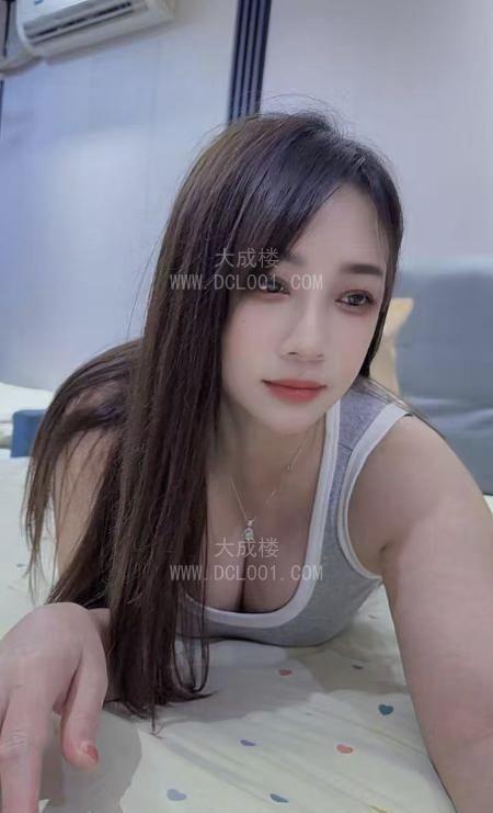 白云美臀美少妇