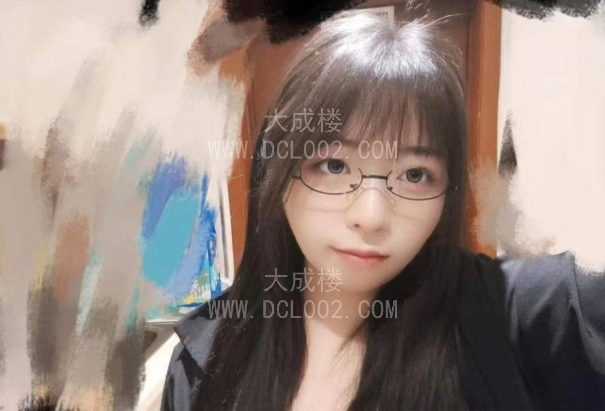 天津可乐二次元小姐姐