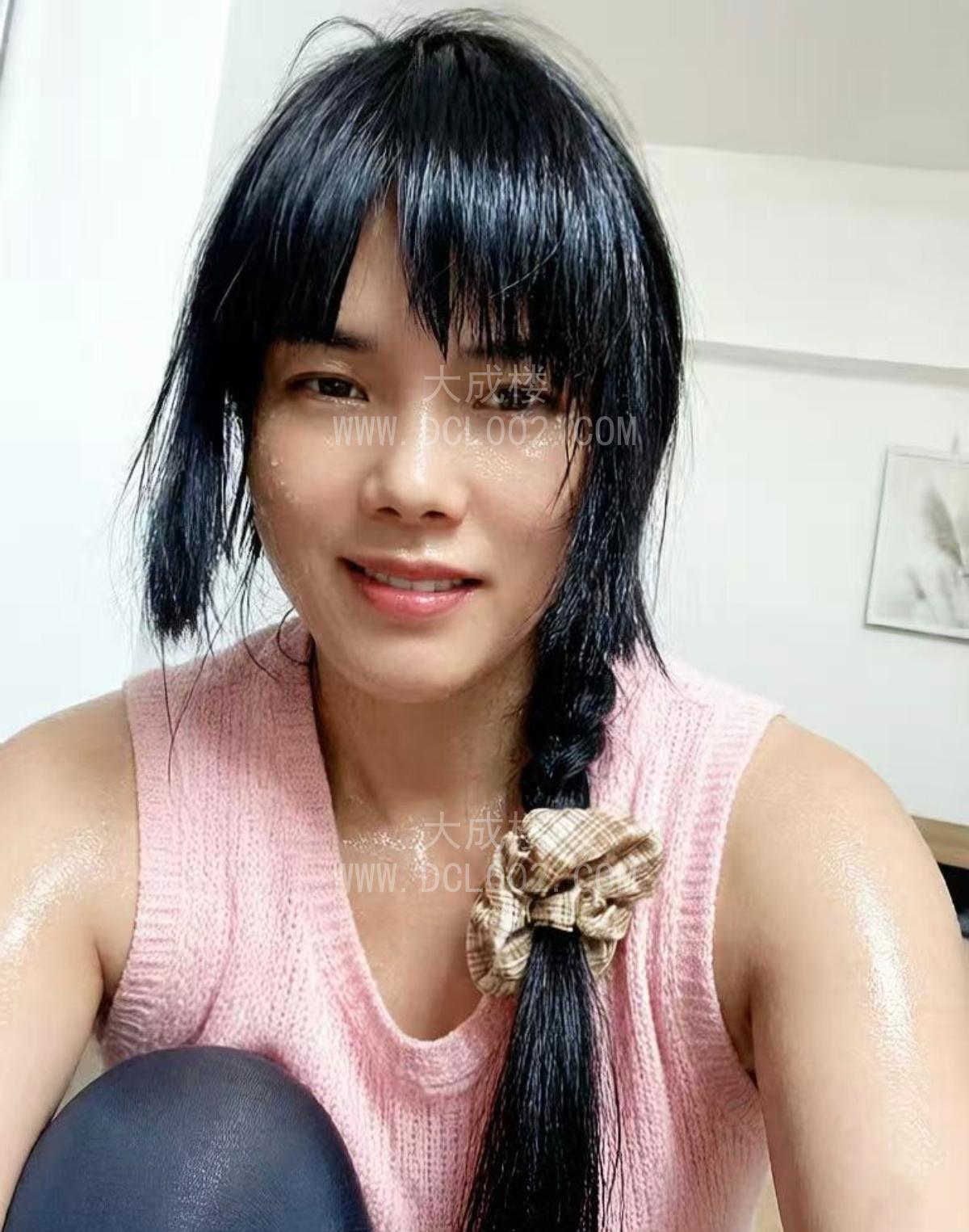 黄浦居家女王小英丝袜控