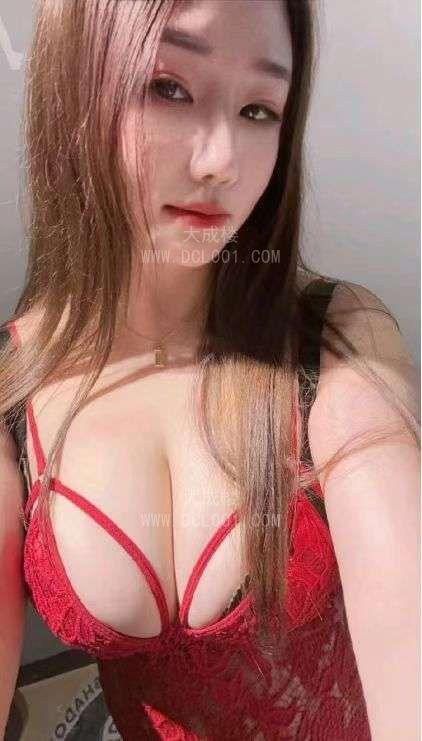 天河车陂风骚型美眉大咪咪