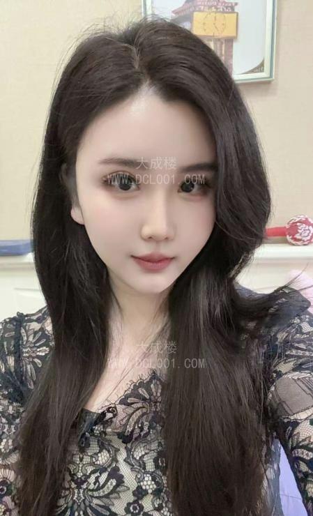 重庆性感大长腿美少女