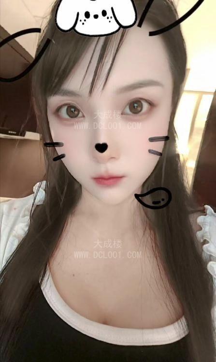 上城居家文静人妻