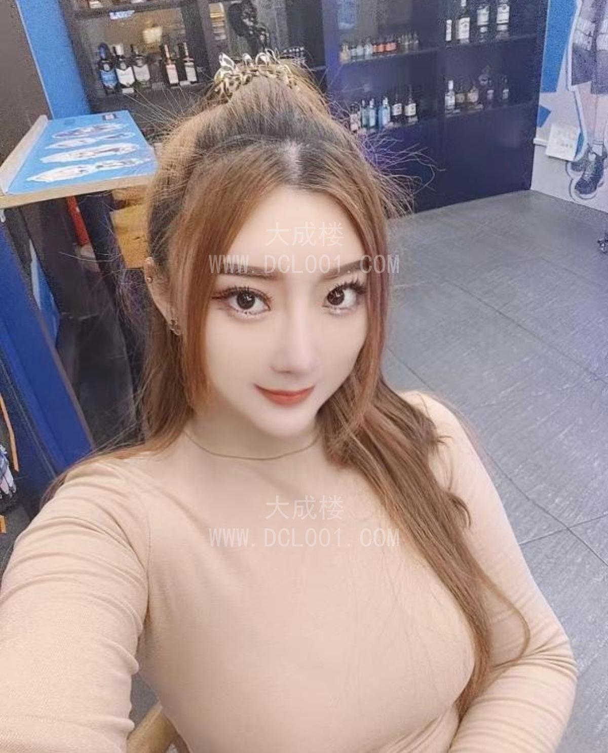 南京双龙大道高颜值美女