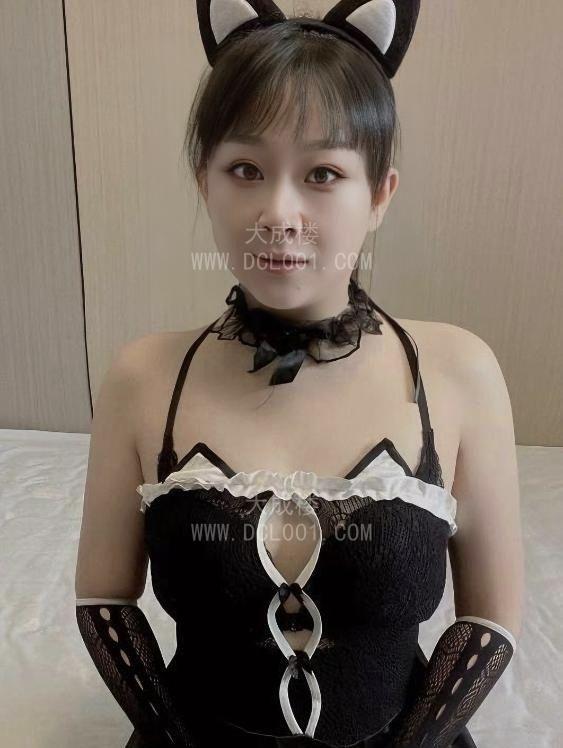 天河骚货小肥臀