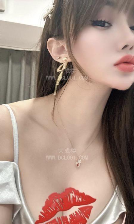 天河瑶妹毒龙很爽