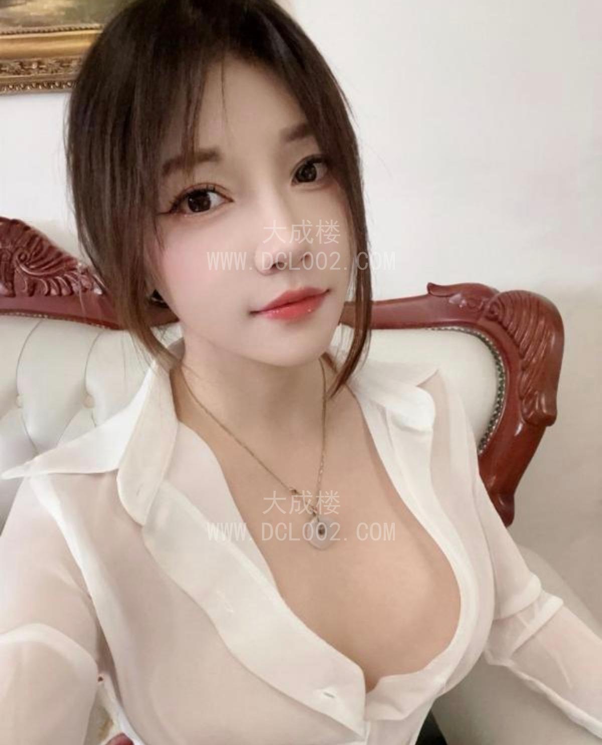 南山服务系粉嫩大胸南孙