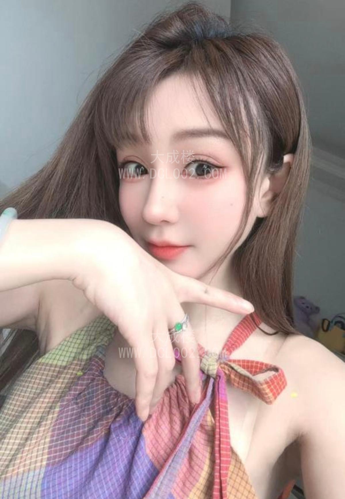 武汉黑丝骚臀程程