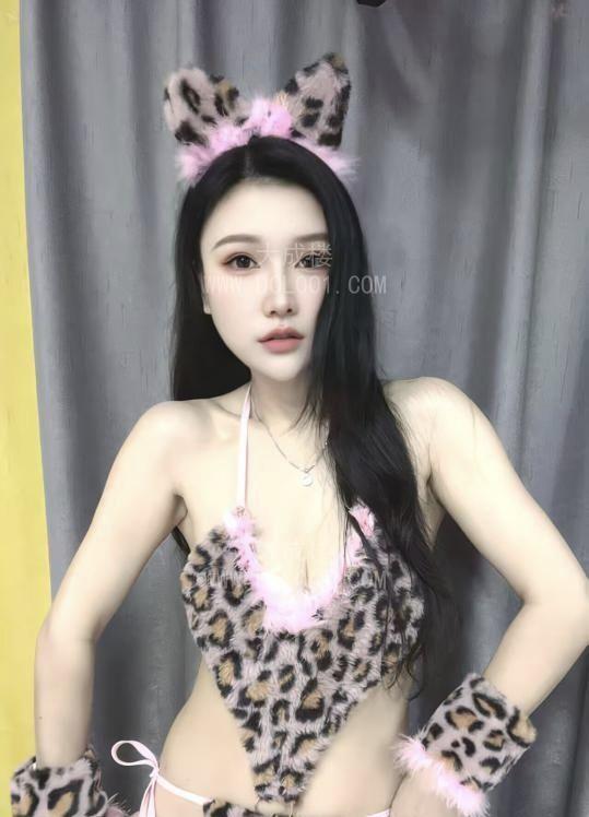 红牌御姐蓝采儿